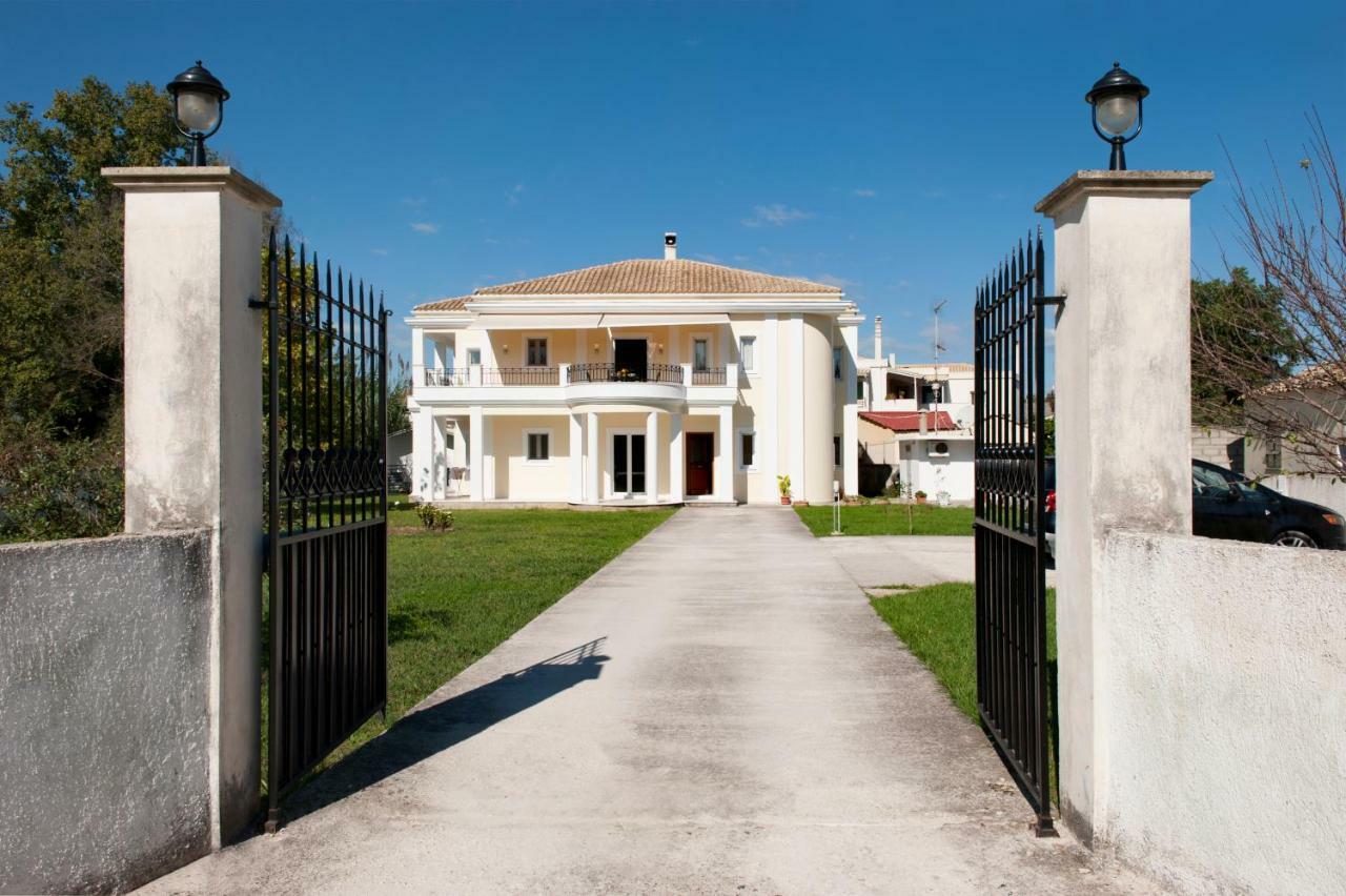 Вилла Casa Bianca Kanali  Экстерьер фото